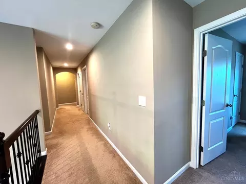 Entry Way - 5724 Victoria Rd, Mason, OH 45040 photo 3 of 3
