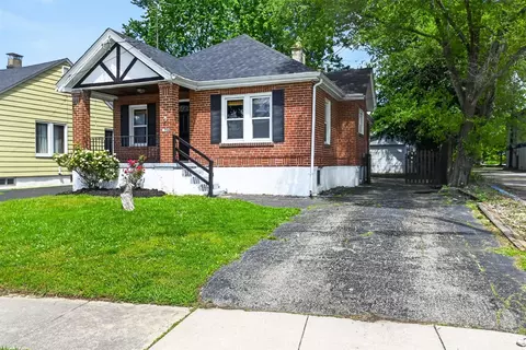 Exterior - 3706 Simpson Ave, Fairfax, OH 45227 photo 2 of 6