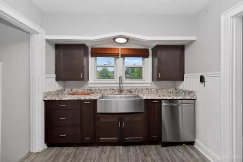 Kitchen - 3706 Simpson Ave, Fairfax, OH 45227 photo 2 of 2