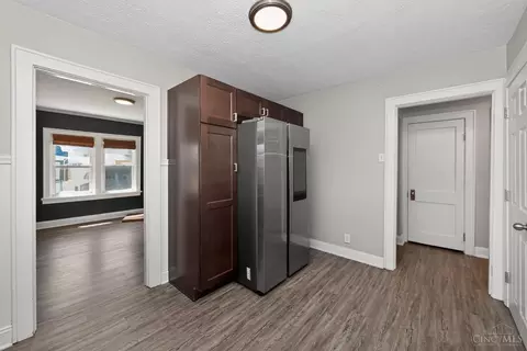 Entry Way - 3706 Simpson Ave, Fairfax, OH 45227 photo 2 of 3
