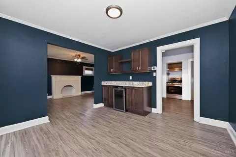 Entry Way - 3706 Simpson Ave, Fairfax, OH 45227 photo 1 of 3