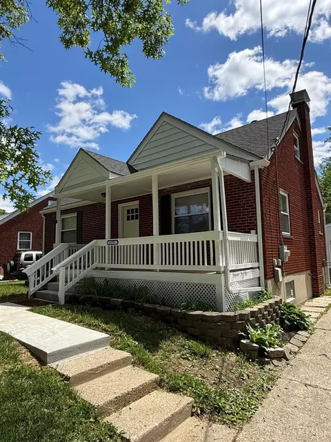 Exterior - 1175 Madeleine Cir, Cincinnati, OH 45231 photo 2 of 8