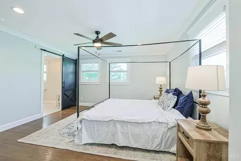 Bedroom - 5987 Beechtop Dr, Cincinnati, OH 45233 photo 2 of 8