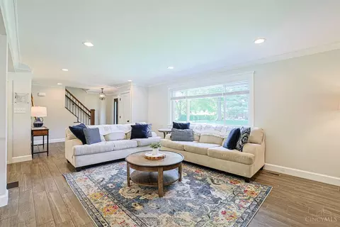 Living - 5987 Beechtop Dr, Cincinnati, OH 45233 photo 2 of 6