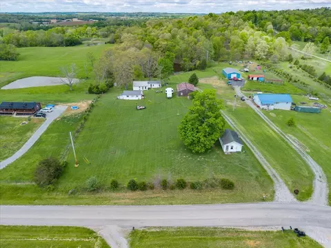 1705 Zion Ln, Hillsboro, OH 45133