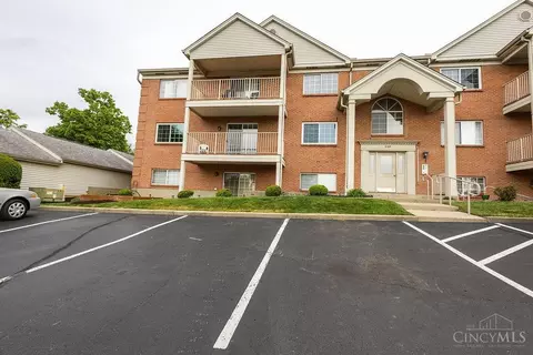 5769 Cheviot Rd, Cincinnati, OH 45247
