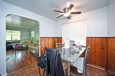 Dining - 6046 Budmar Ave, Cincinnati, OH 45224 photo 5 of 5