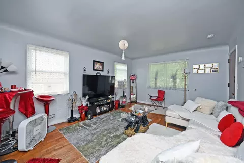 Living - 6046 Budmar Ave, Cincinnati, OH 45224 photo 3 of 8
