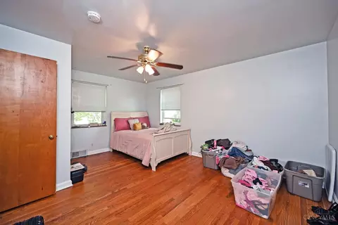 Bedroom - 6046 Budmar Ave, Cincinnati, OH 45224 photo 5 of 6