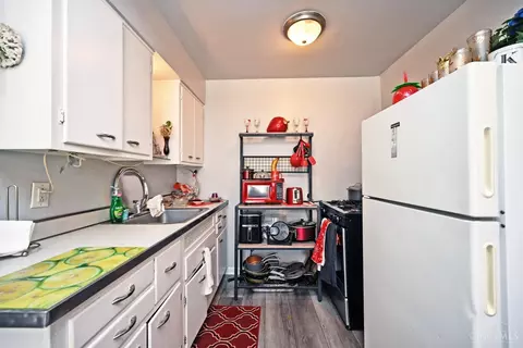 Kitchen - 6046 Budmar Ave, Cincinnati, OH 45224 photo 1 of 9