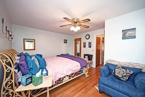 Bedroom - 6046 Budmar Ave, Cincinnati, OH 45224 photo 4 of 6