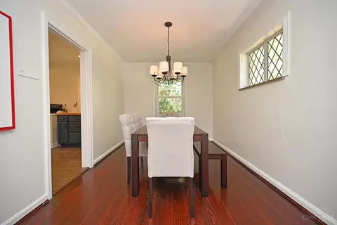 Dining - 3301 Maplecrest Pl, Cincinnati, OH 45209 photo 1 of 2