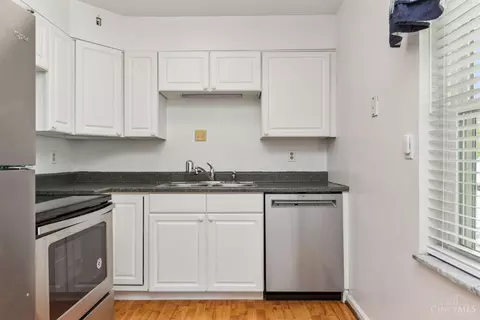 8454 Donna Ln, Cincinnati, OH 45236 photo 10