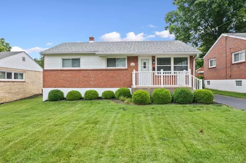8454 Donna Ln, Cincinnati, OH 45236