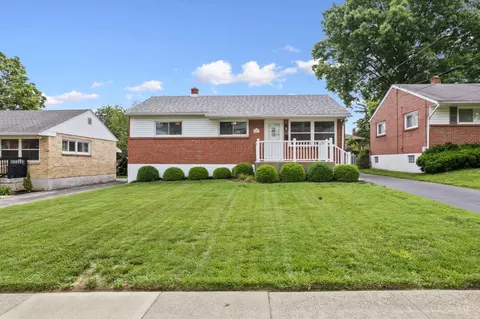 8454 Donna Ln, Cincinnati, OH 45236 photo 2