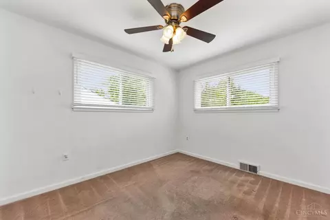 8454 Donna Ln, Cincinnati, OH 45236 photo 13