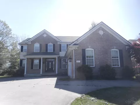8452 Kenwood Rd, Cincinnati, OH 45236