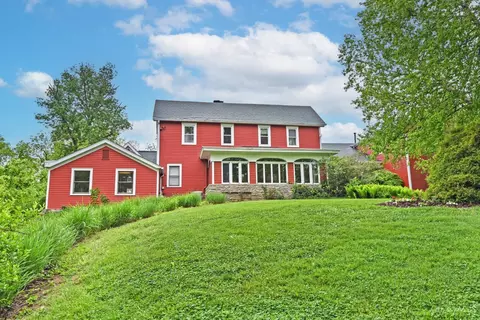 675 Hobby Horse Ln, Milford, OH 45150