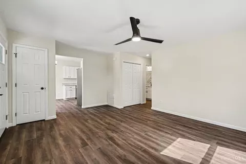 Living - 2411 Roosevelt Ave, Cincinnati, OH 45231 photo 2 of 3
