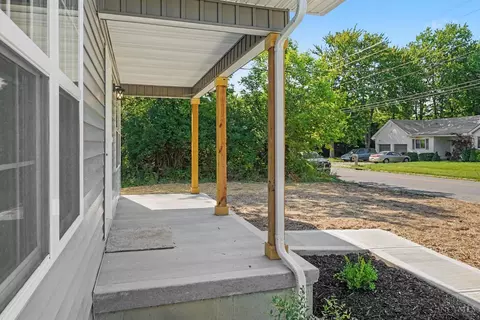Exterior - 2411 Roosevelt Ave, Cincinnati, OH 45231 photo 3 of 5