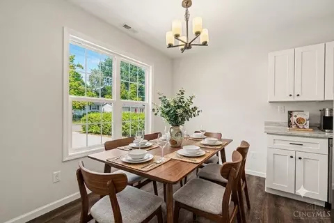 Dining - 2411 Roosevelt Ave, Cincinnati, OH 45231 photo 1 of 2