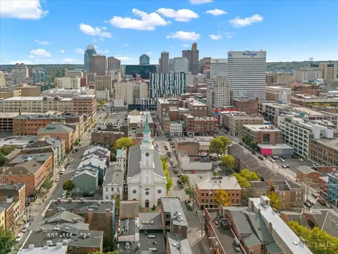 View/Area - 1302 Main St, Cincinnati, OH 45202 photo 2 of 3
