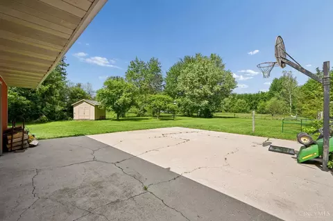 Exterior - 2782 Lair Rd, Pleasant Plain, OH 45162 photo 6 of 17