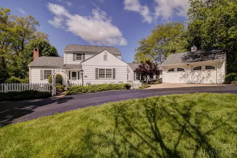 5104 Bonham Rd, Oxford, OH 45056