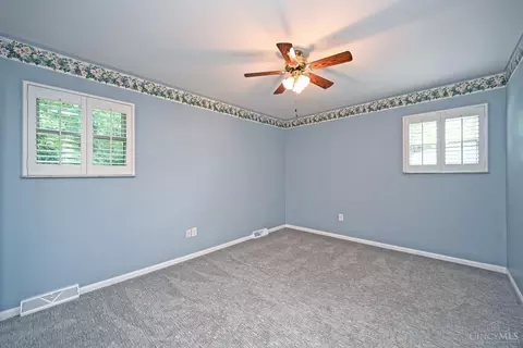 Bedroom - 871 Meadow Ridge Dr, Cincinnati, OH 45245 photo 7 of 12