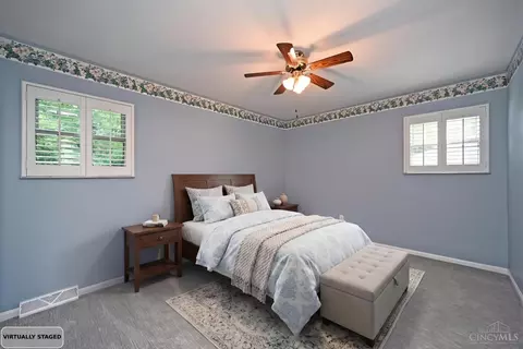 Bedroom - 871 Meadow Ridge Dr, Cincinnati, OH 45245 photo 2 of 12