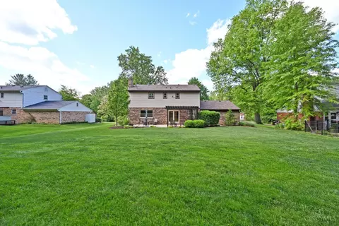 Exterior - 871 Meadow Ridge Dr, Cincinnati, OH 45245 photo 4 of 8
