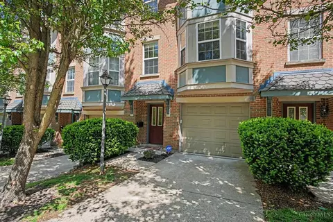 610 Clemmer Ave, Cincinnati, OH 45219