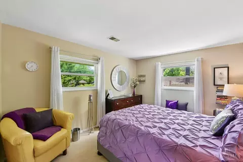 Bedroom - 9613 Kosta Dr, Cincinnati, OH 45231 photo 7 of 7