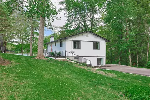 1293 Lorelei Dr, Fayetteville, OH 45118