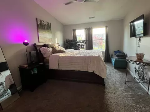 Bedroom - 7750 Bridge Point Dr, Cincinnati, OH 45248 photo 2 of 3