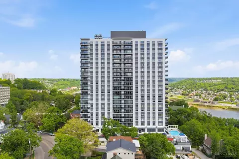 2200 Victory Pkwy, Cincinnati, OH 45206