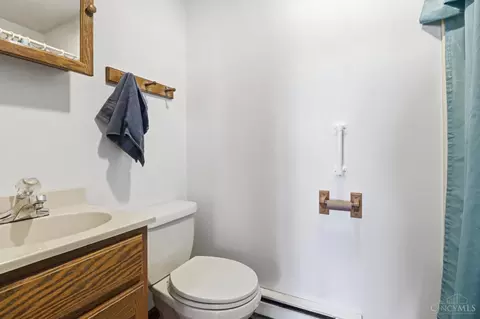 Bath - 6 Arrowhead Ct, Harrison, OH 45030 photo 1 of 4