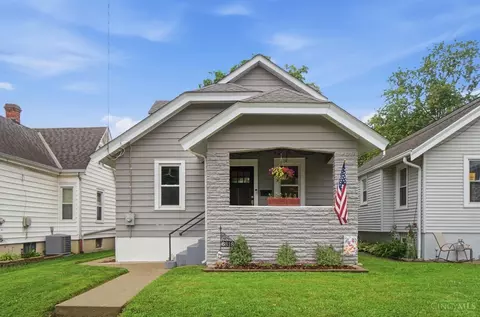 Exterior - 6818 Merwin Ave, Cincinnati, OH 45227 photo 2 of 11