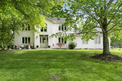 1269 Hickory Woods Dr, Loveland, OH 45140