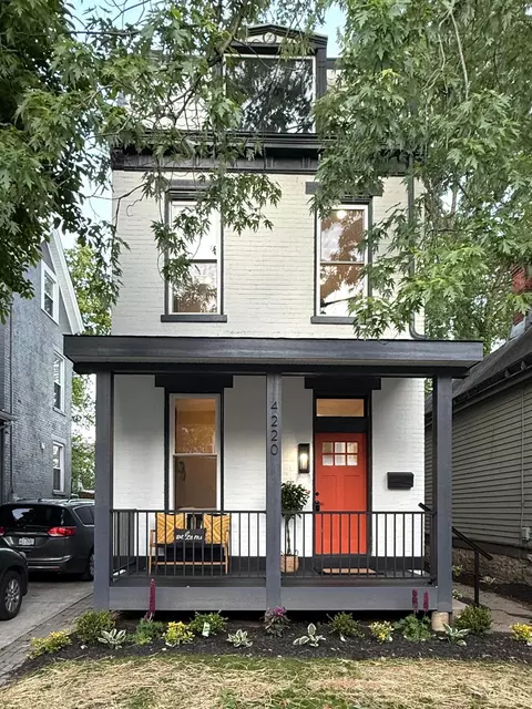 4220 Williamson Pl, Cincinnati, OH 45223