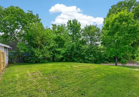 Exterior - 4229 Harding Ave, Cheviot, OH 45211 photo 6 of 11