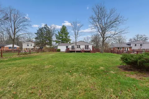 Exterior - 357 Meadowcrest Rd, Cincinnati, OH 45231 photo 10 of 15