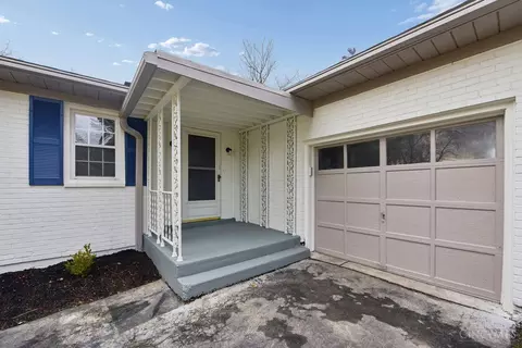 Exterior - 357 Meadowcrest Rd, Cincinnati, OH 45231 photo 5 of 15