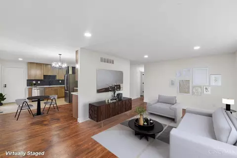 Living - 357 Meadowcrest Rd, Cincinnati, OH 45231 photo 5 of 7