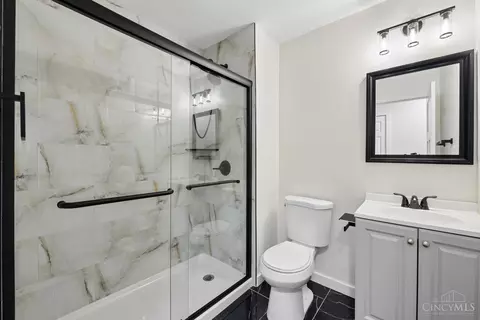 Bath - 357 Meadowcrest Rd, Cincinnati, OH 45231 photo 2 of 4