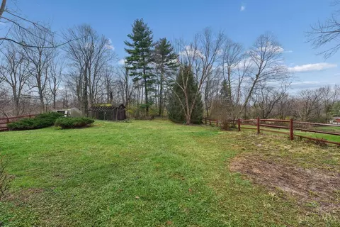 Exterior - 357 Meadowcrest Rd, Cincinnati, OH 45231 photo 15 of 15