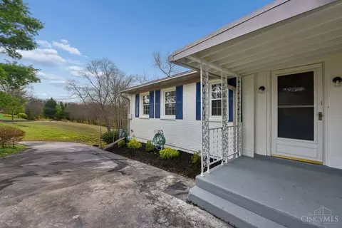 Exterior - 357 Meadowcrest Rd, Cincinnati, OH 45231 photo 4 of 15