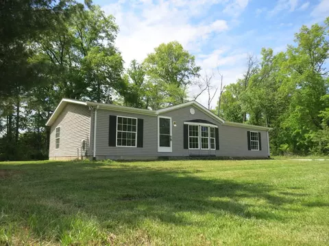 5693 Bigam Rd, Batavia, OH 45103
