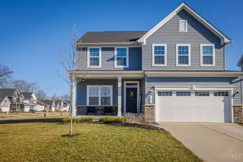 1586 Rosebush Ct, Amelia, OH 45102