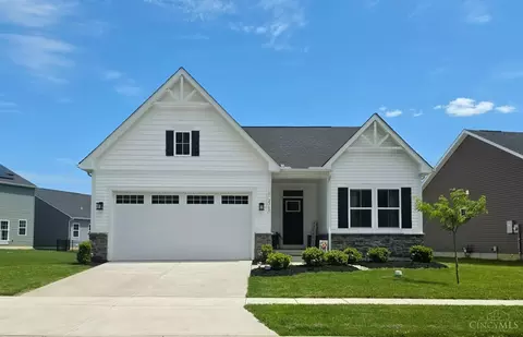 2360 Streamside Dr, Batavia, OH 45103